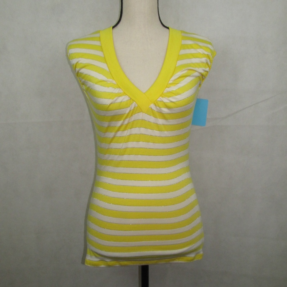 De Colores Sleeveless Top Size M Yellow V Neck New